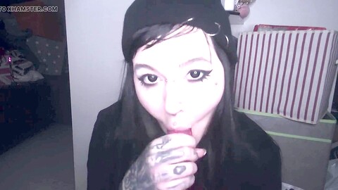 Emo girl Messalinahorror gives a messy solo blowjob with a realistic dildo