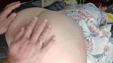 Le magnifique cul de ma femme réclame une bite