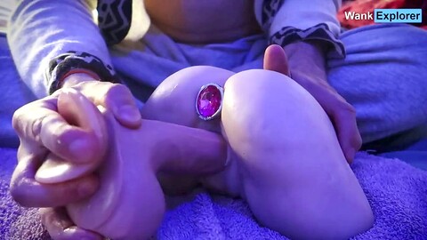 Cosquillas con los dedos y diversión con el dildo para ti - ¡eyacula múltiples veces!
