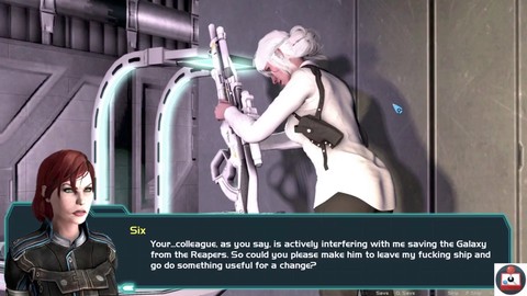 Joystickcinema à gros seins plonge dans un jeu pornographique animé avec de sérieuses actions de derrières